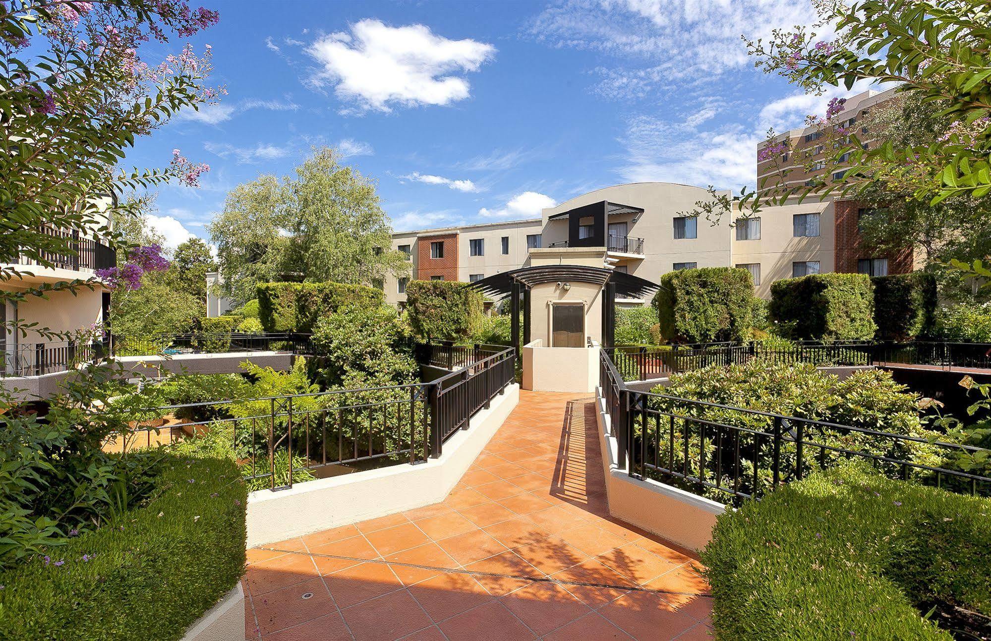 Aac Apartments - Griffin Канберра Экстерьер фото